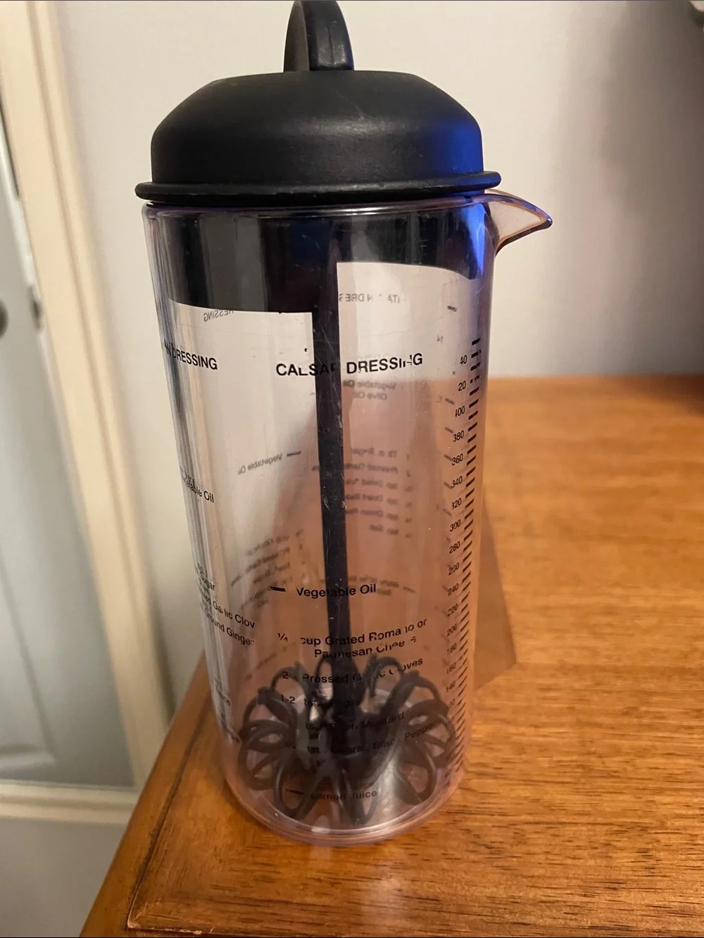The Pampered Chef Measure Mix & Pour Salad Dressing Mixer Maker USA